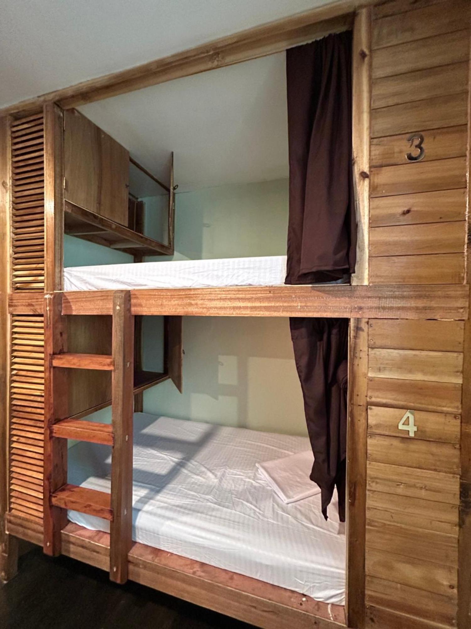 Islanders Hostel Port Barton サン・ヴィチェンテ エクステリア 写真