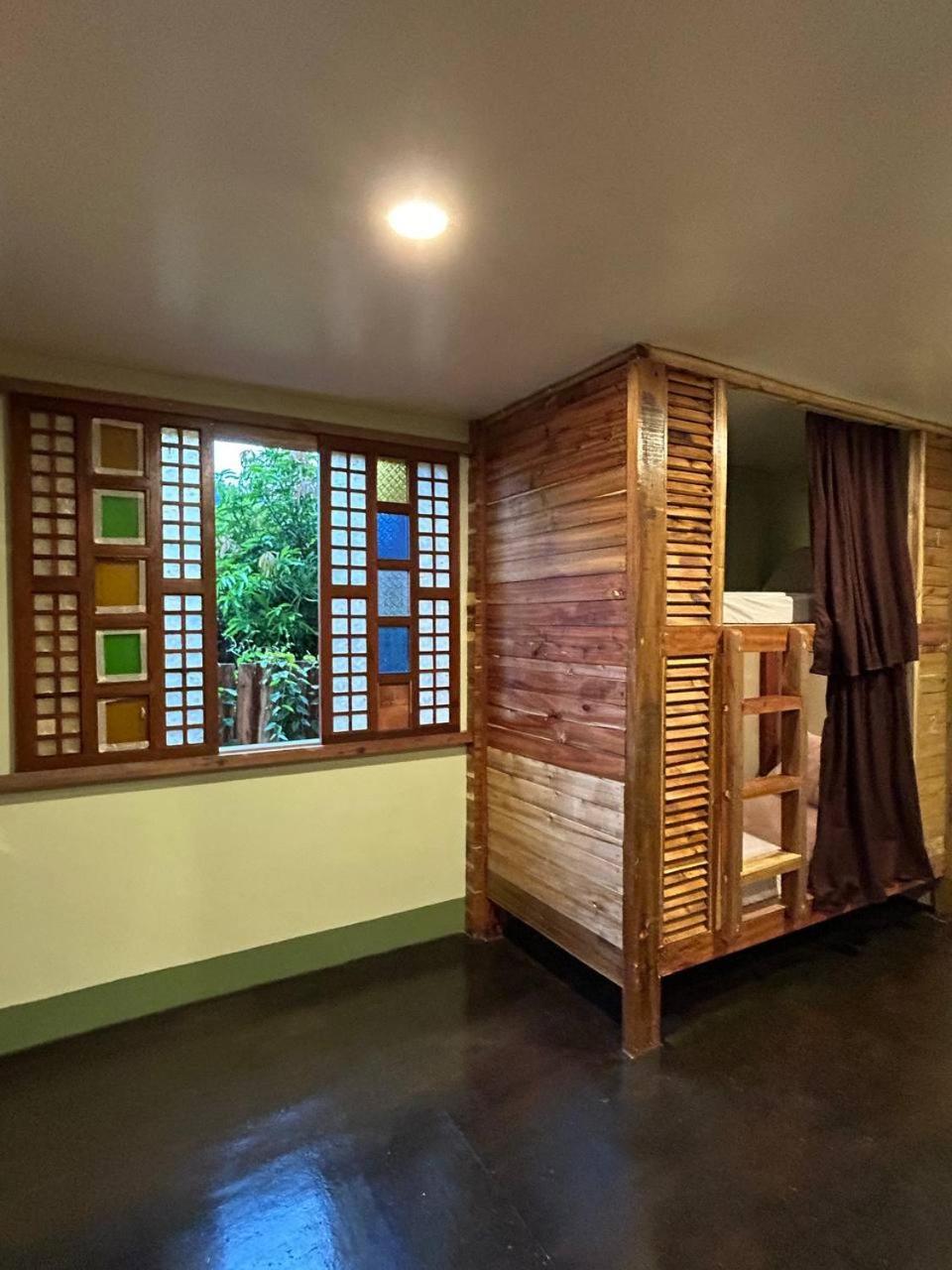 Islanders Hostel Port Barton サン・ヴィチェンテ エクステリア 写真